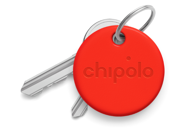Chipolo ONE Bluetooth Item Finder in red on key ring