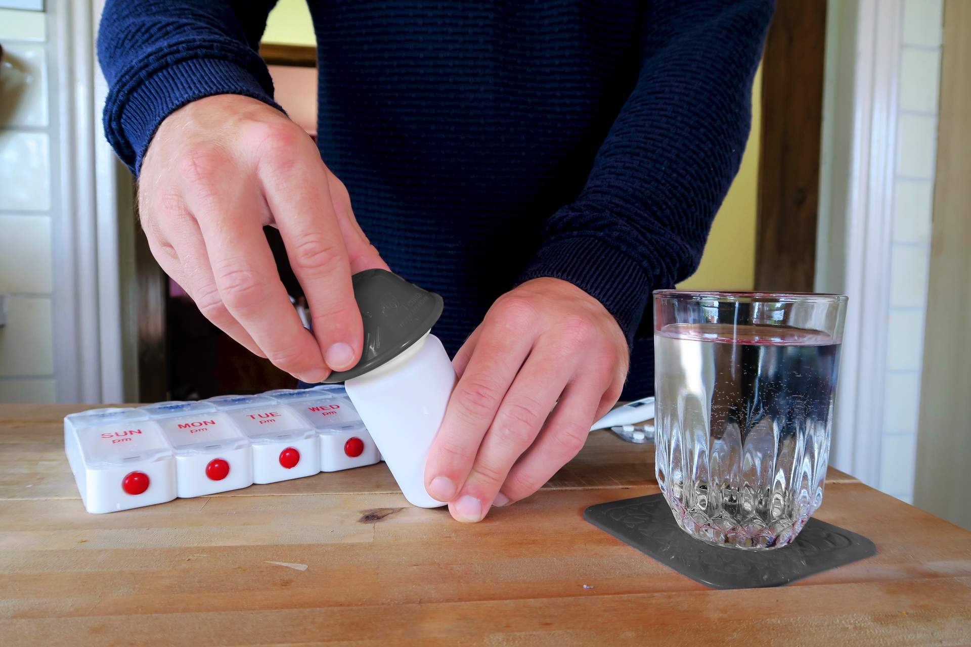 T-B-1-Red-Bottle-Opener-Pill-Bottle-4