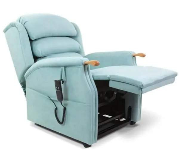 Henley chair reclined
