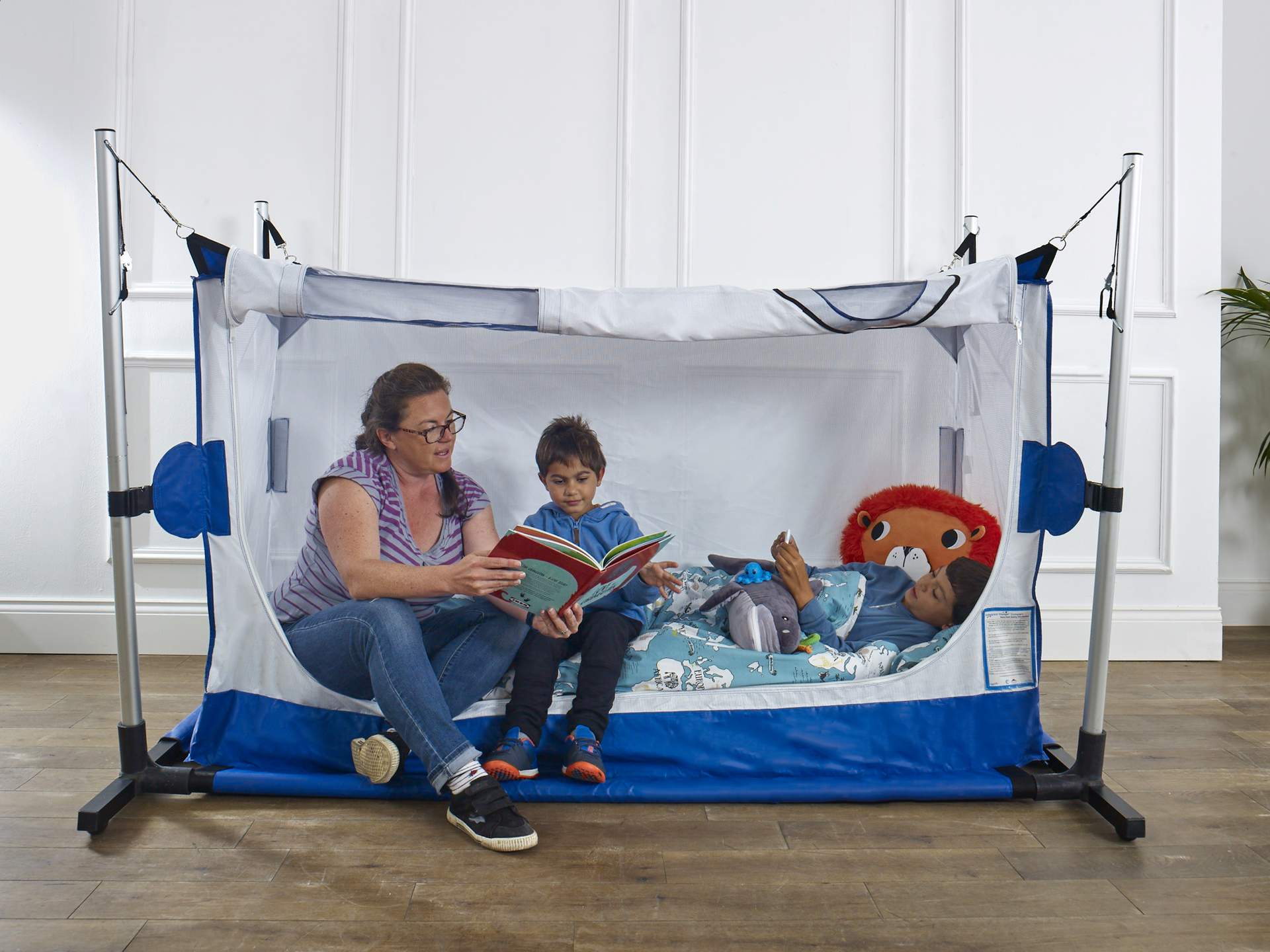 Safespaces: Voyager Compact Travel Bed