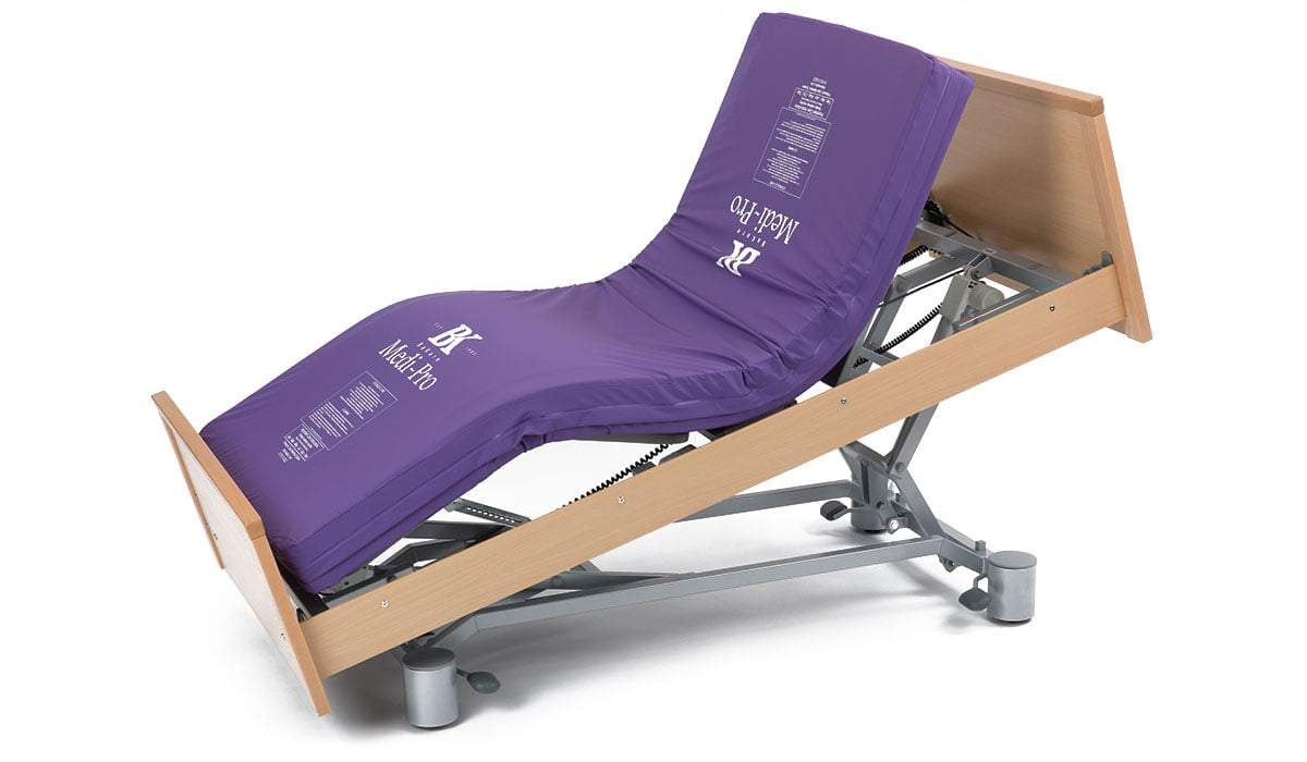 Impulse 400 bed with mattress in seated position