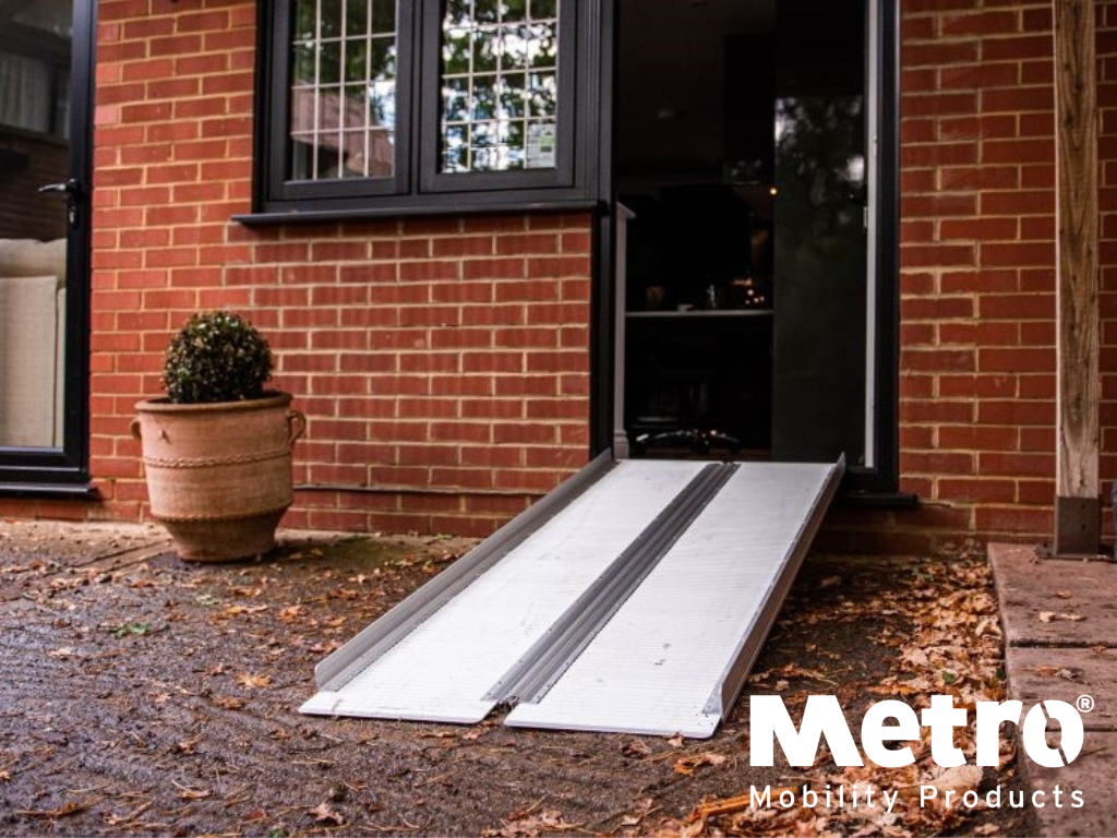 Metro Folding Suitcase Wheelchair Ramp 3