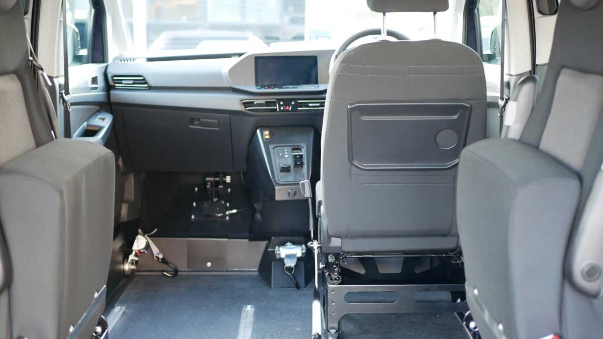 Sirus VW Caddy 5 Upfront Wheelchair position