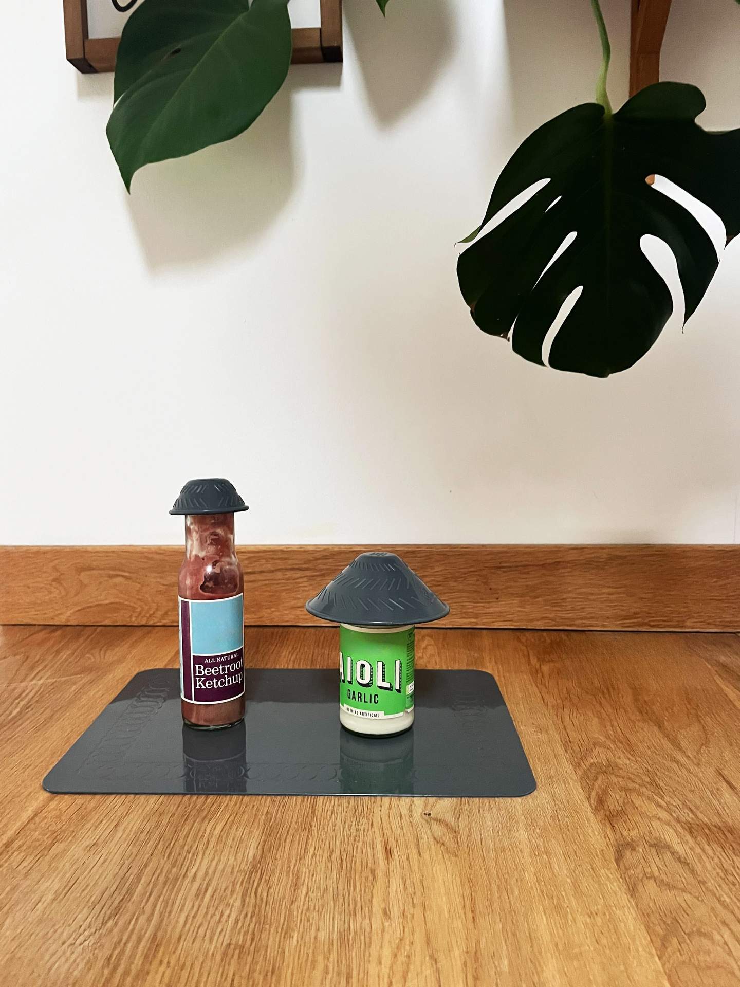 TC-MAT-25-4-Grey-Table-Mat-Jars