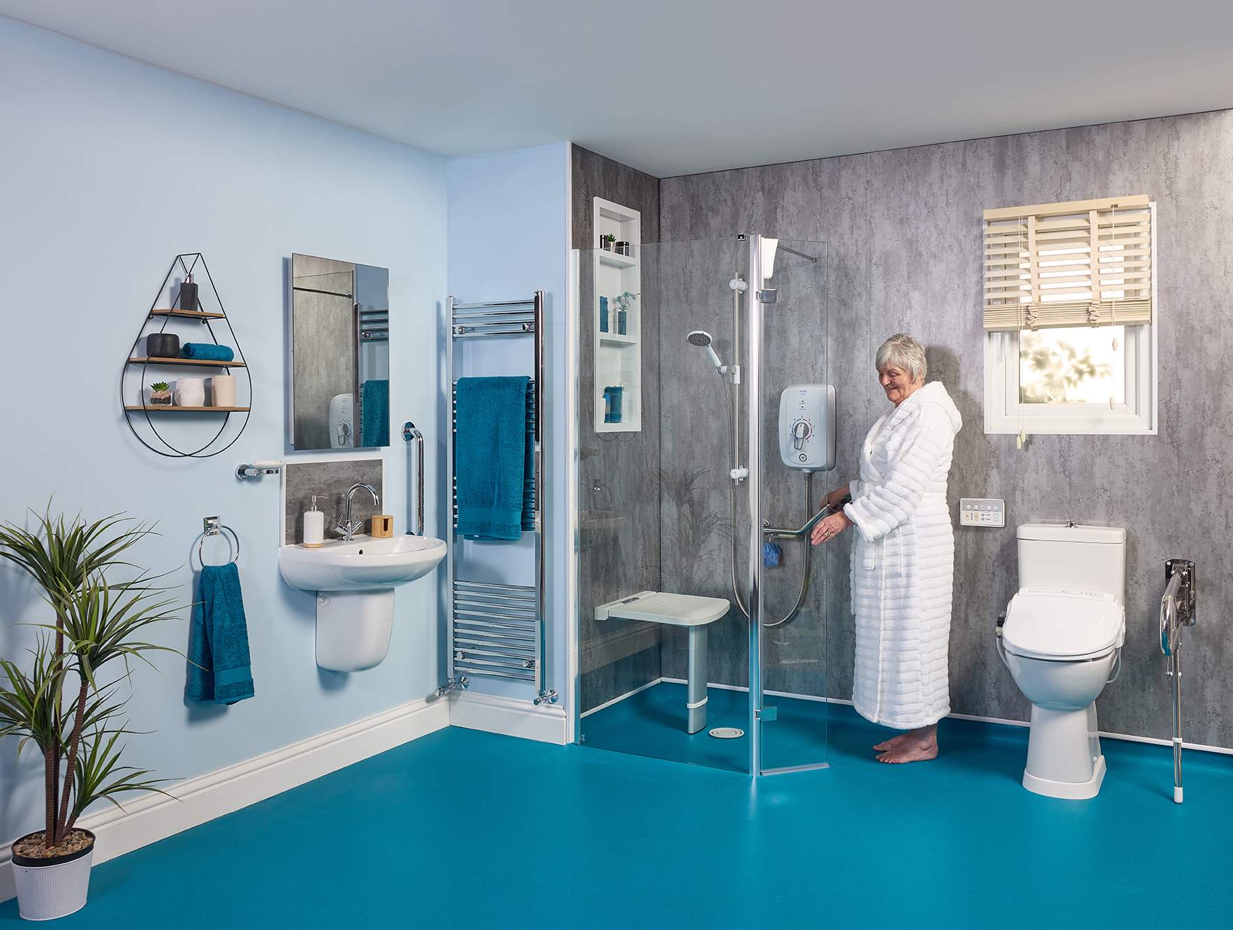 Accessible bathroom suite