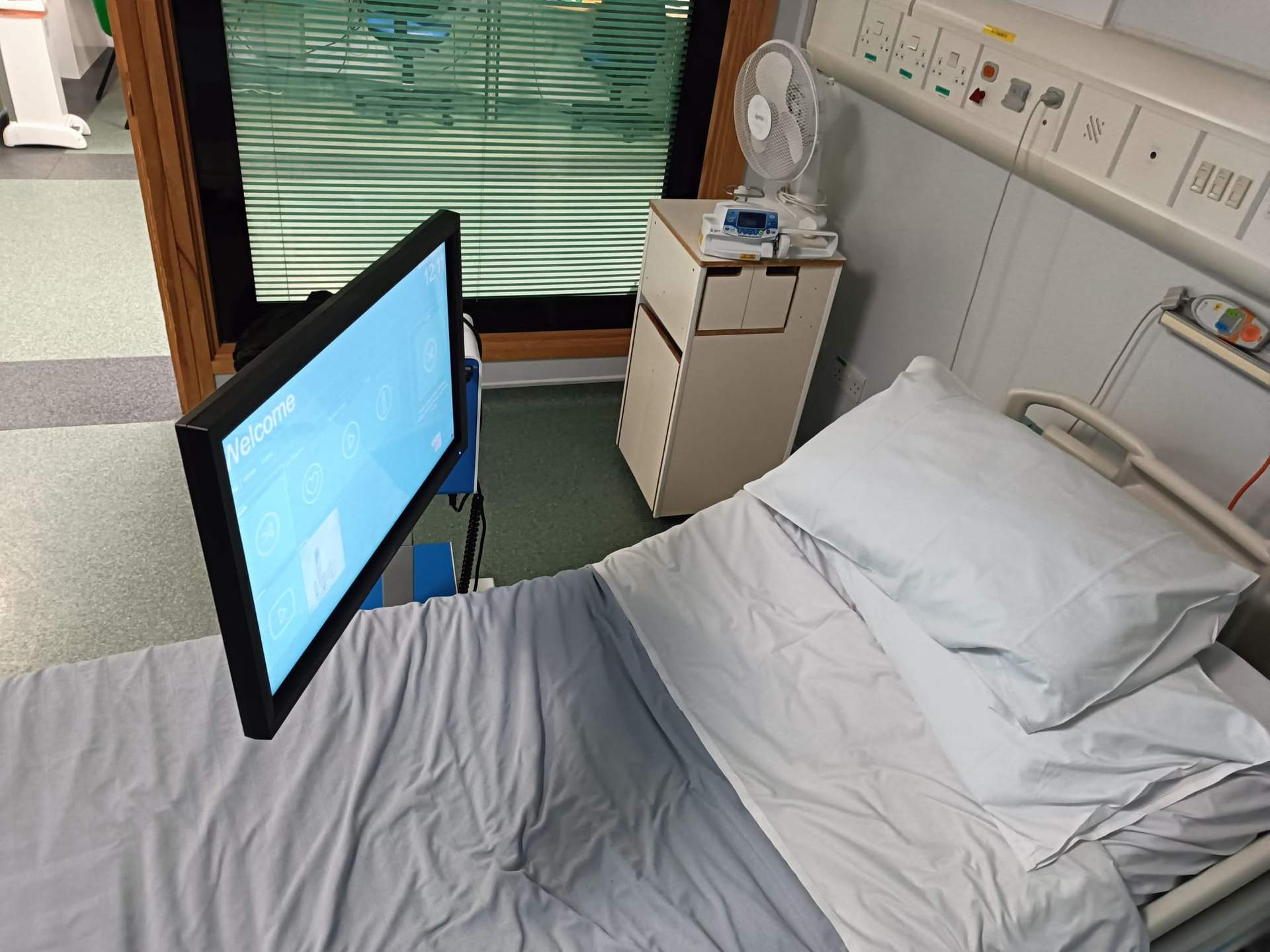 The Serene Interactive screen used with a hospital bed